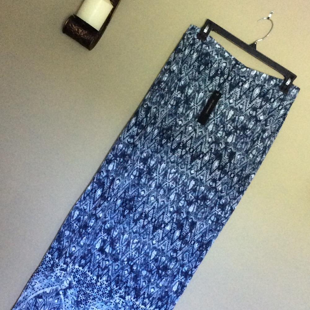 NWT Large No Comment Maxi